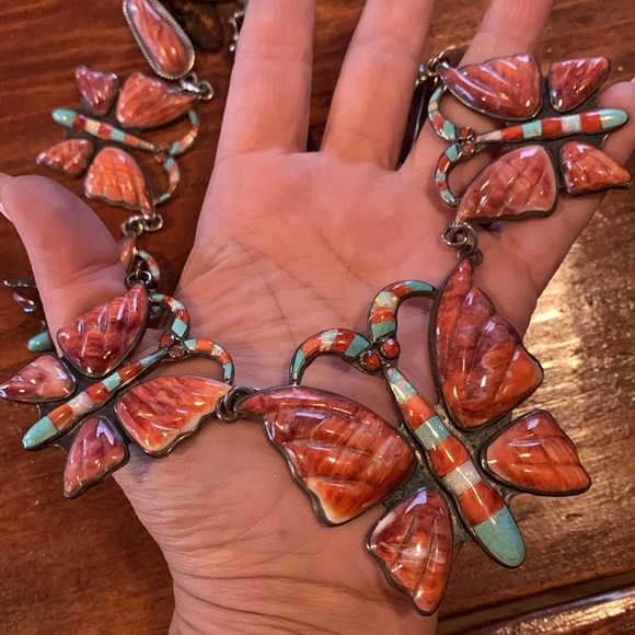 Kirk Smith Native American Sterling Spiny Oyster & Turquoise Butterfly Necklace - Picture 15 of 16